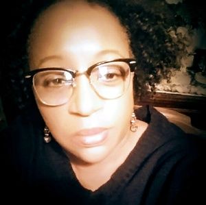 Meet your Posher, Lillian